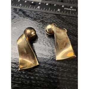 Vintage Bartek earrings gold-tone and clip-on